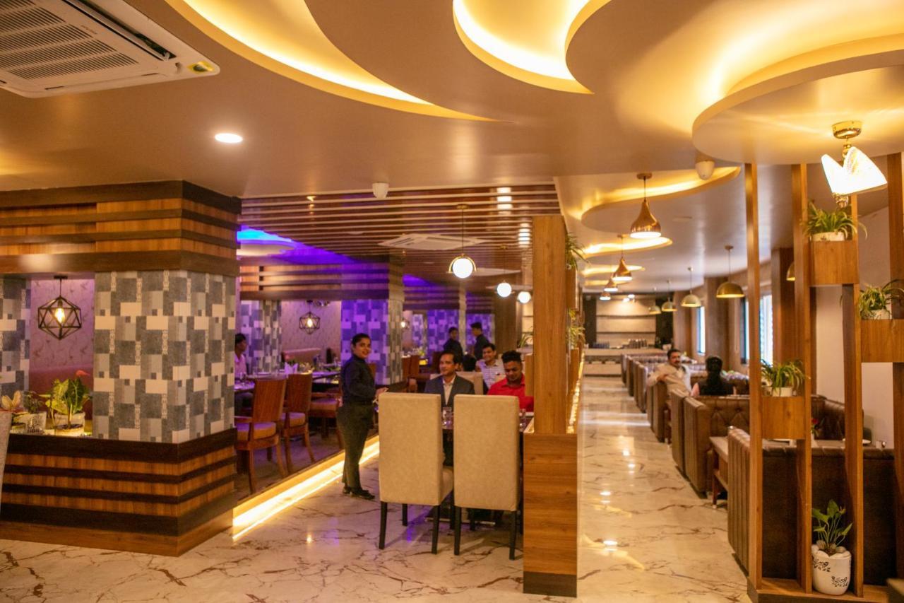 Hotel Eden Карвар Екстер'єр фото