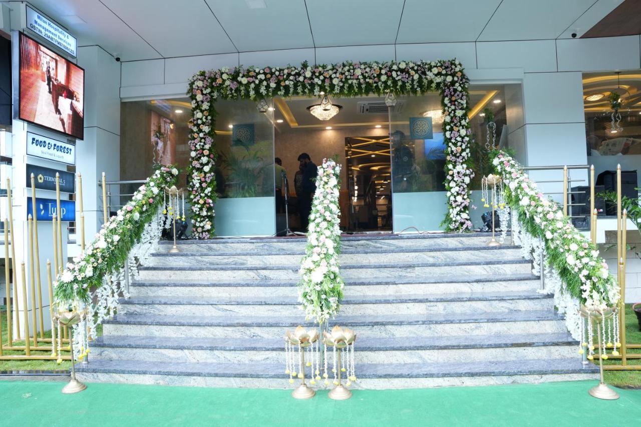 Hotel Eden Карвар Екстер'єр фото