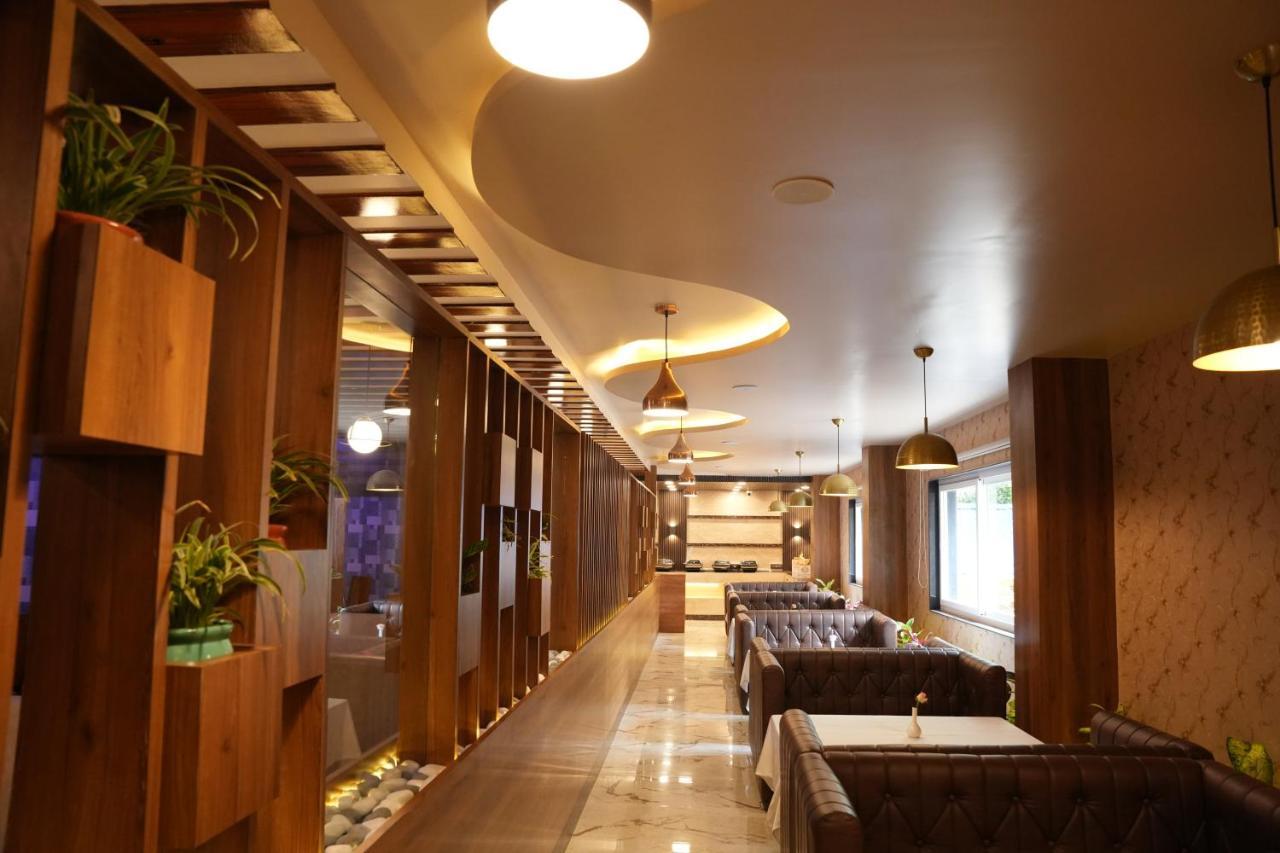 Hotel Eden Карвар Екстер'єр фото