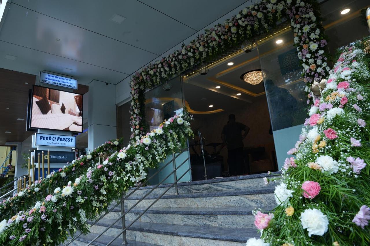 Hotel Eden Карвар Екстер'єр фото